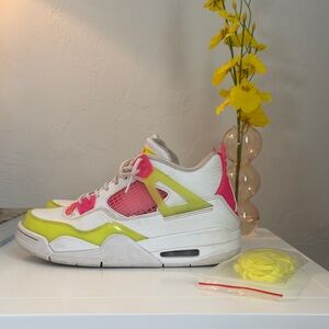Kids Jordan 4 Retro Venom Lemon Shoes
